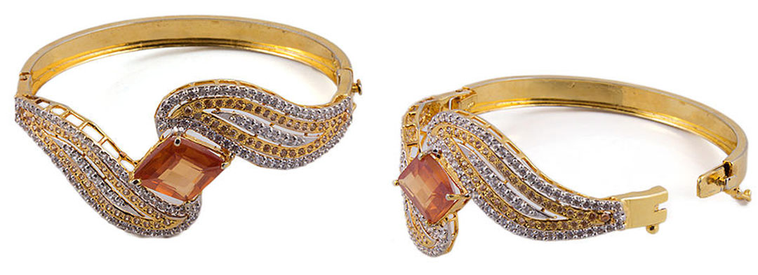 Gold Bracelets / Bangles